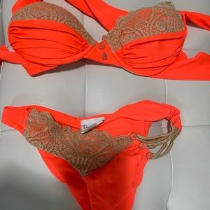Beach Bunny Big Girls Don’t cry bikini